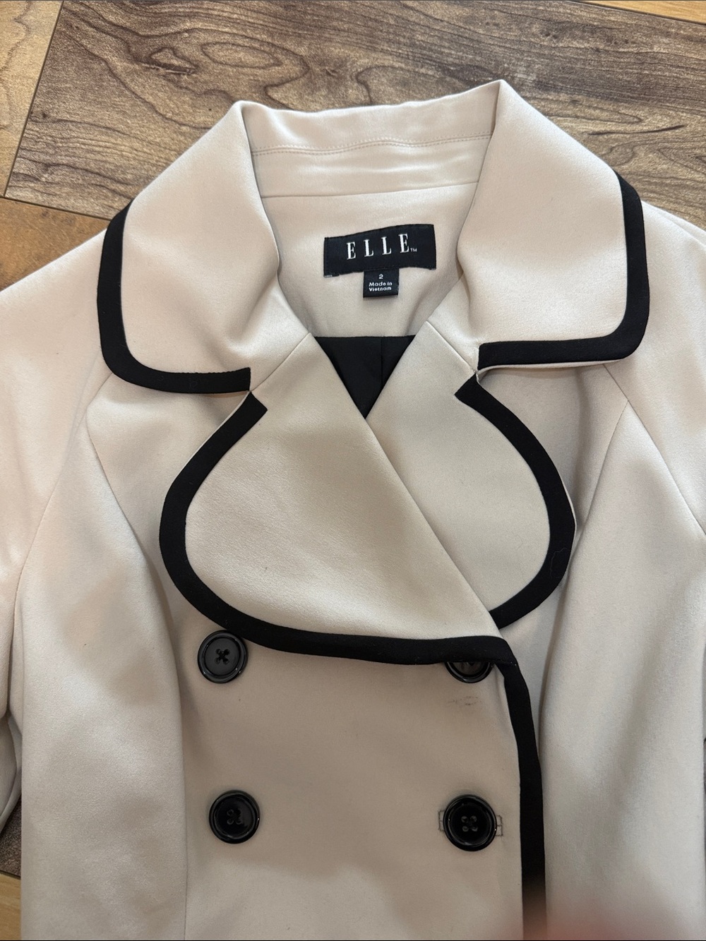Elle Cream Coat with Black Trim - Picture 2 of 3